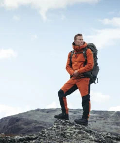 Halti Hiker Collection Hiker Men's Hybrid Anorak 27 Halti Hiker Collection Hiker Men's Hybrid Anorak