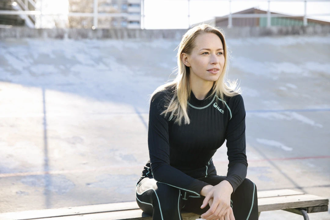 Halti Avion Women's Base Layer Light Shirt Halti Avion Women's Base Layer Light Shirt