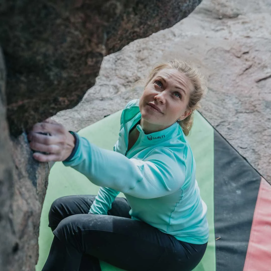 Halti Urbanite Women's Training Shirt 10 Halti Urbanite Women's Training Shirt